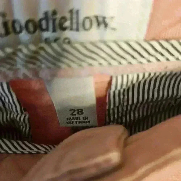 Goodfellow Men's Pink Linden Shorts - Size 28 - Picture 3 of 5